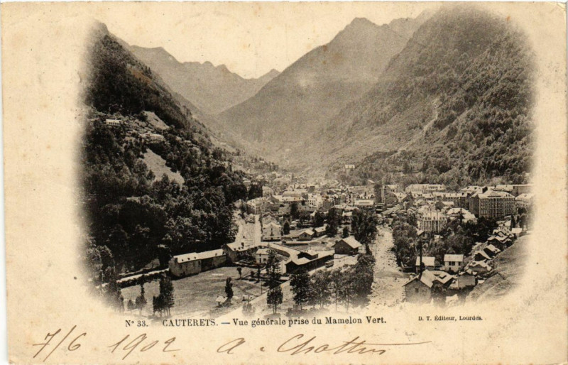 Carte postale ancienne Cauterets - Vue générale prise du Mamelon Vert à Cauterets