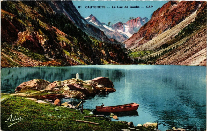 Carte postale ancienne Cauterets - Le Lac de Gaube à Cauterets
