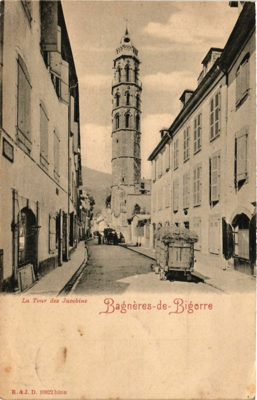 Carte postale ancienne Bagneres-de-Bigorre - La Tour des Jacobins à Bagnères-de-Bigorre