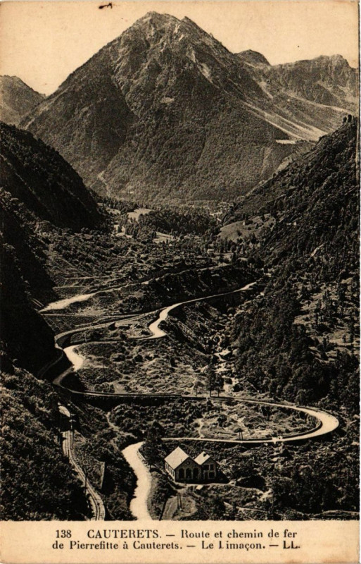 Carte postale ancienne Cauterets - Route Chemin de de Pierrefitte a Cauterets Limacon à Cauterets
