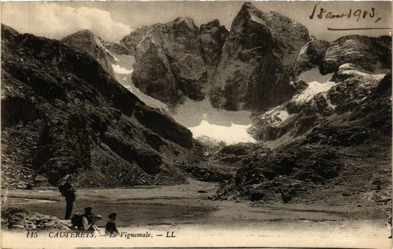 Carte postale ancienne Cauterets - Le Vignemale à Cauterets