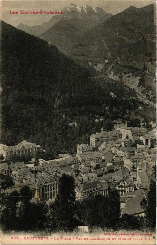 Carte postale ancienne Cauterets - La Ville Val de Cambasque et Monne à Cauterets