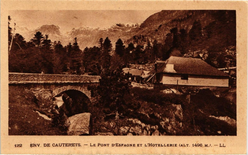 Carte postale ancienne Route de Cauterets au Pont D'Espagne - Pont d'Espagne Hotelliere à Cauterets