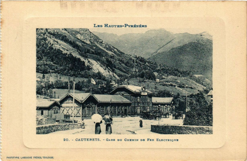 Carte postale ancienne Cauterets - Gare du Chemin de Fer Electrique à Cauterets