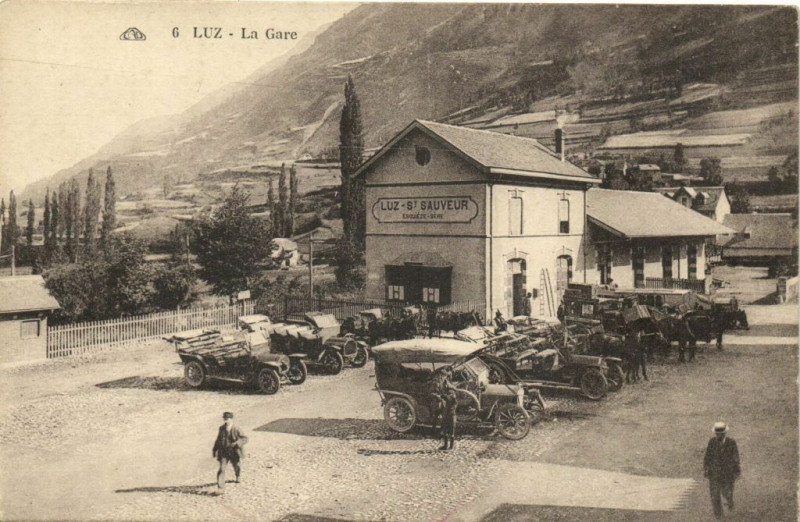 Carte postale ancienne Luz - La Gare à Uz