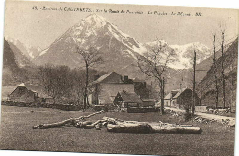 Carte postale ancienne Env. de Cauterets-sur-la Route de Pierrefitte - Le Peguere à Cauterets
