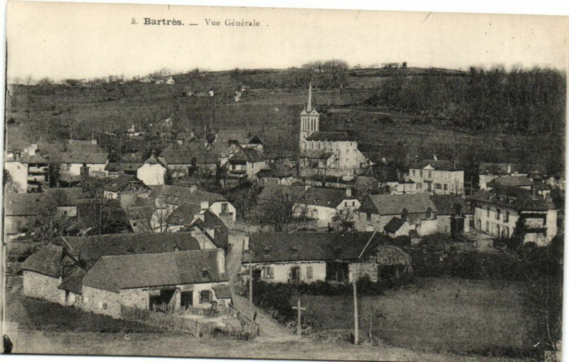 Carte postale ancienne Bartres - Vue générale à Bartrès
