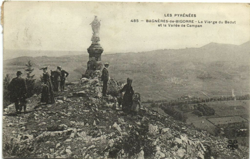 Carte postale ancienne Les Pyrenées Bagneres-de-Bigorre - La Vierge du Bedat et à Bagnères-de-Bigorre