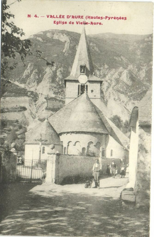 Carte postale ancienne Vallée d'Aure (Hautes-Pyrenées) Eglise de Vieile-Aure
