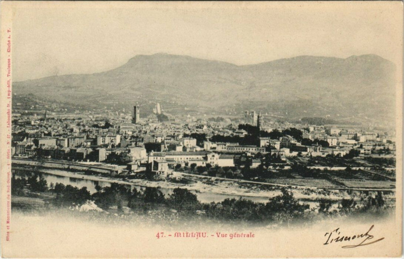 Carte postale ancienne Millau - vue générale à Millau