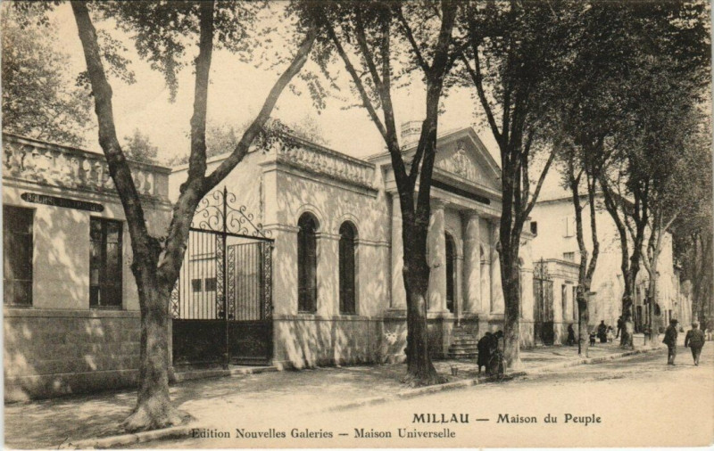 Carte postale ancienne Millau - Maison du peuple à Millau