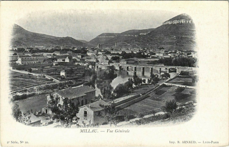 Carte postale ancienne Millau - Vue générale à Millau