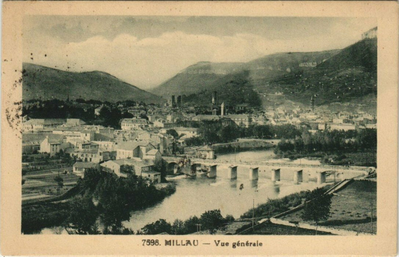 Carte postale ancienne Millau - vue générale à Millau