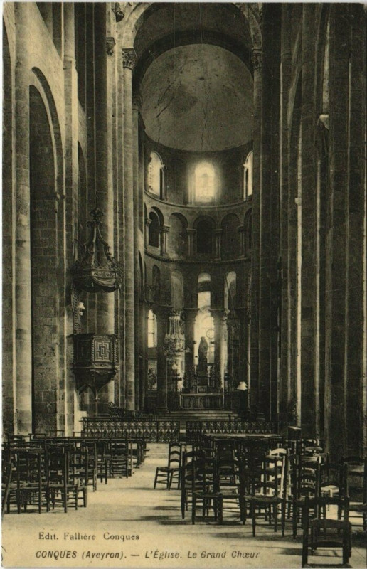 Carte postale ancienne Conques - L'Eglise le grand choeur