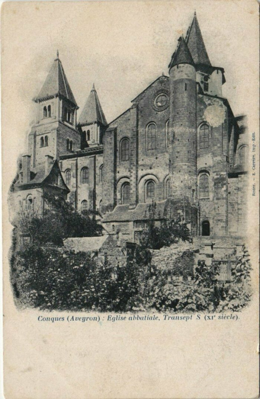 Carte postale ancienne Conques - Eglise abbatiale transept s