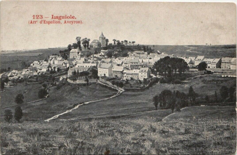 Carte postale ancienne Laguiole à Laguiole