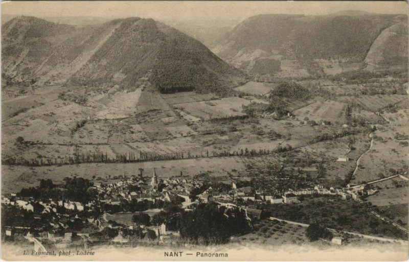 Carte postale ancienne Nant - Panorama à Nant