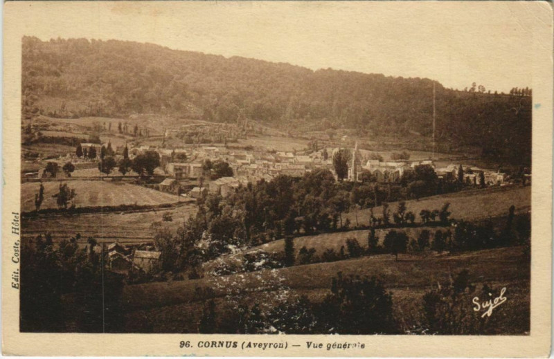 Carte postale ancienne Cornus - Vue générale à Cornus