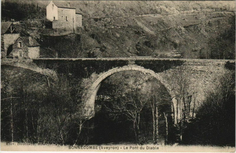 Carte postale ancienne Bonnecombe - Le Pont du Diable