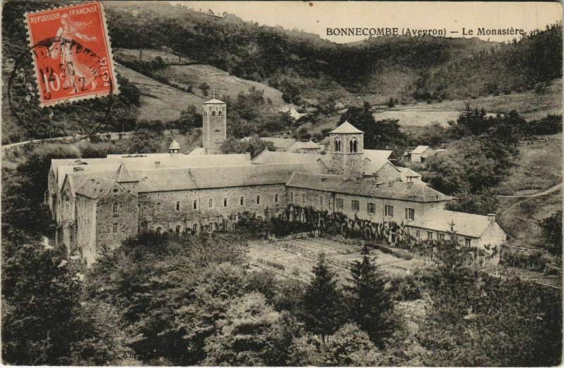 Carte postale ancienne Bonnecombe - Le Monastere au Monastère