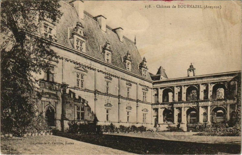 Carte postale ancienne Chateau de Bournazel à Bournazel