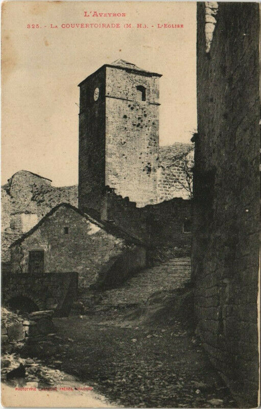 Carte postale ancienne La Couvertoirade - L'Eglise à La Couvertoirade