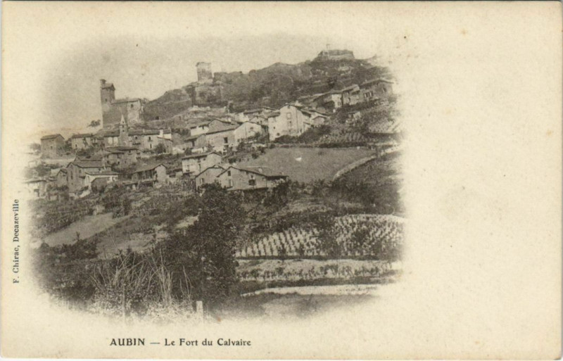 Carte postale ancienne Aubin - Le Fort du Calvaire à Aubin
