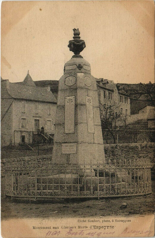 Carte postale ancienne Monument aux Clorinx Morts d'Espeyrac à Espeyrac