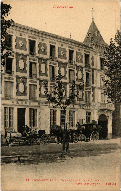 Carte postale ancienne Decazeville - Grand Hotel de la Poste à Decazeville