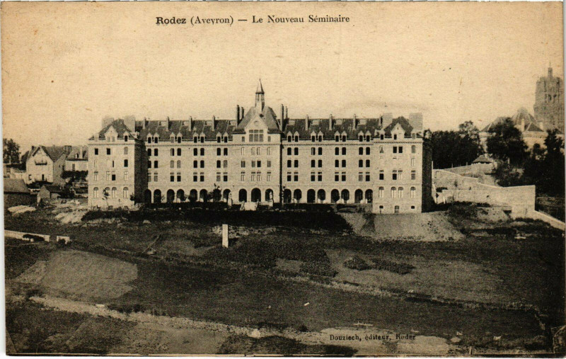Carte postale ancienne Rodez - Le Nouveau Séminaire à Rodez