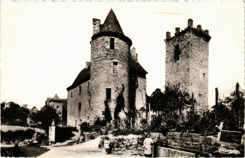 Carte postale ancienne Senergues - Vue générale à Sénergues