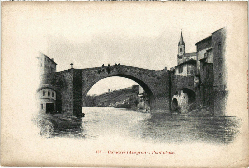 Carte postale ancienne Camarés - Pont vieux à Camarès