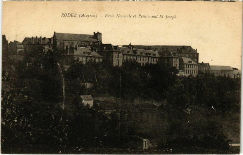 Carte postale ancienne Rodez - Ecole Normale et Pensionnat Saint-Joseph à Rodez