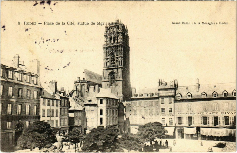 Carte postale ancienne Rodez - Place de la Cite à Rodez