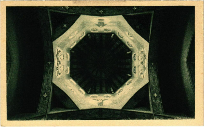 Carte postale ancienne Rodez - La Chapelle - La Coupole à Rodez