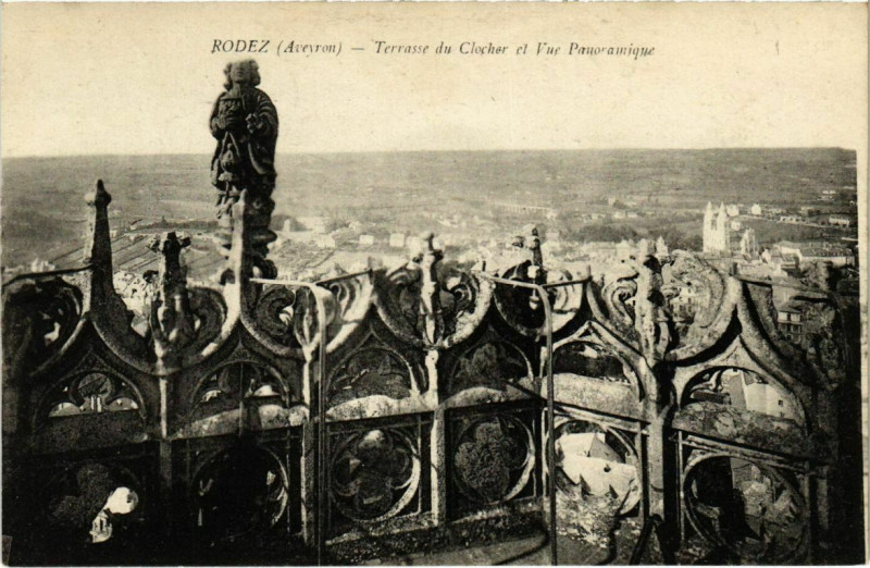 Carte postale ancienne Rodez - Terrrasse du Clocher et Vue Panoramique à Rodez