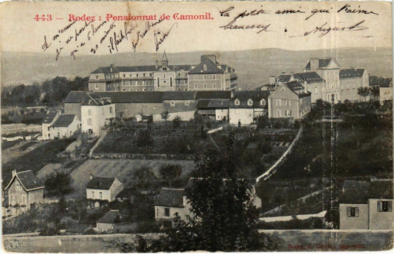 Carte postale ancienne Rodez - Pensionnat de Camonil à Rodez