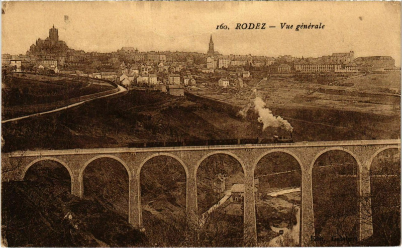 Carte postale ancienne Rodez - Vue générale à Rodez