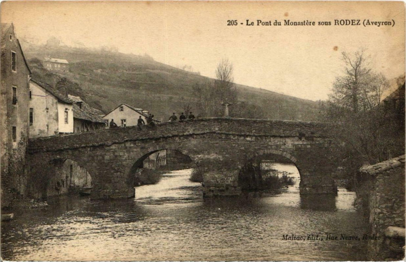 Carte postale ancienne Le Pont du Monastre sous Rodez à Rodez