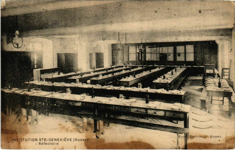 Carte postale ancienne Institution Sainte-Genevive - Refectoire