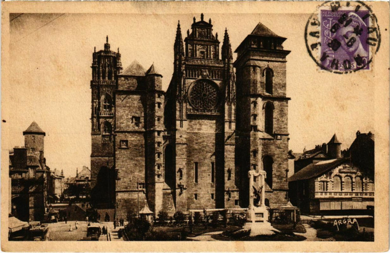 Carte postale ancienne Rodez - La Cathédrale à Rodez