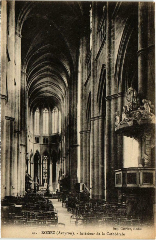 Carte postale ancienne Rodez - Interieur de la Cathédrale à Rodez