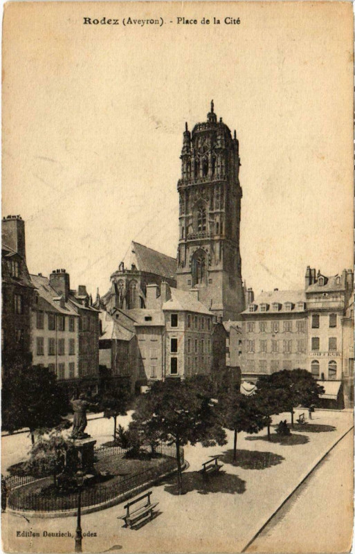 Carte postale ancienne Rodez - Place de la Cite à Rodez