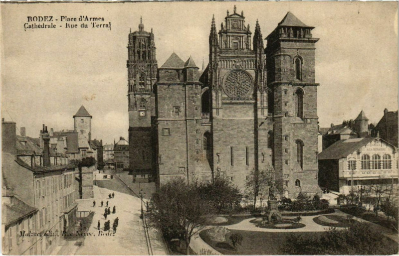 Carte postale ancienne Rodez - Place d'Armes à Rodez