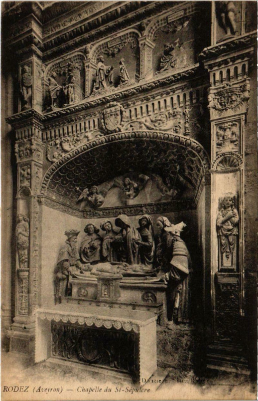 Carte postale ancienne Rodez - Chapelle du Saint-Sepulcre à Rodez