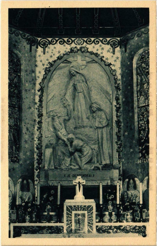 Carte postale ancienne Rodez - La Chapelle - Le Sanctuaire à Rodez