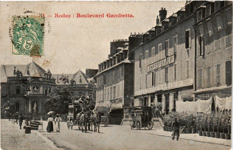Carte postale ancienne Rodez - Boulevard Gambetta à Rodez