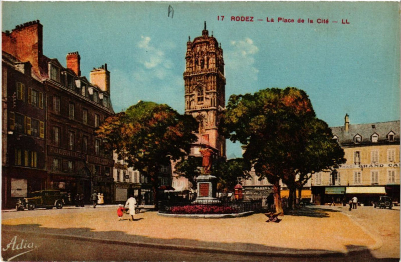 Carte postale ancienne Rodez - La Place de la Cite à Rodez