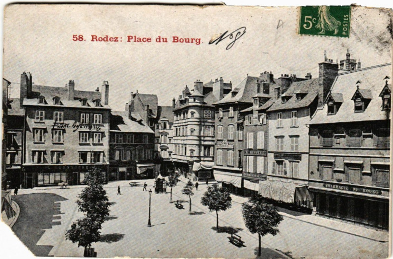 Carte postale ancienne Rodez - Place du Bourg à Rodez