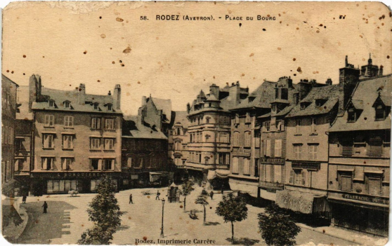 Carte postale ancienne Rodez - Place du Bourg à Rodez